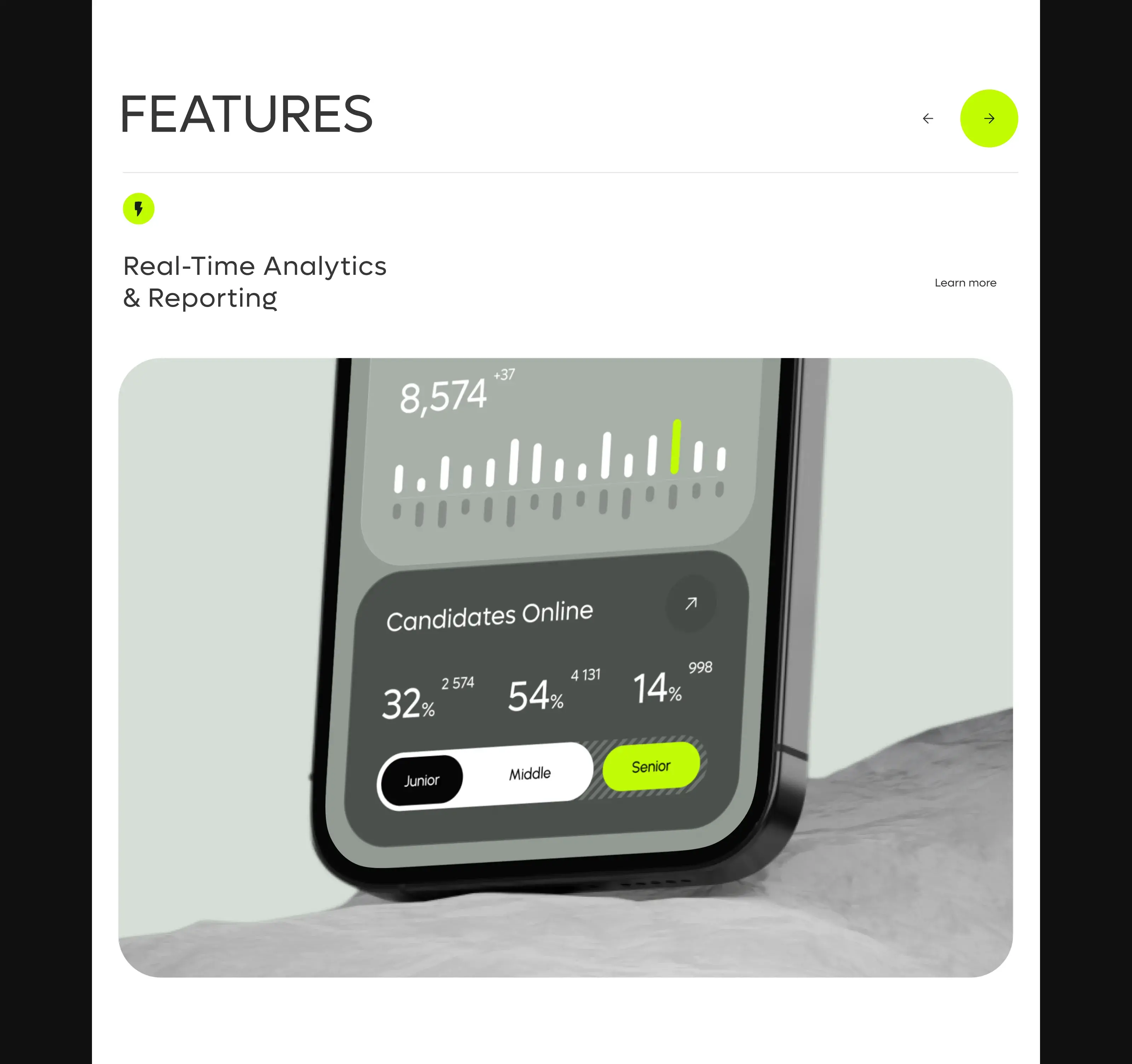 Screenshot of a job SaaS mobile app interface displaying real-time candidate analytics. Screenshot of a job SaaS mobile app interface displaying real-time candidate analytics.